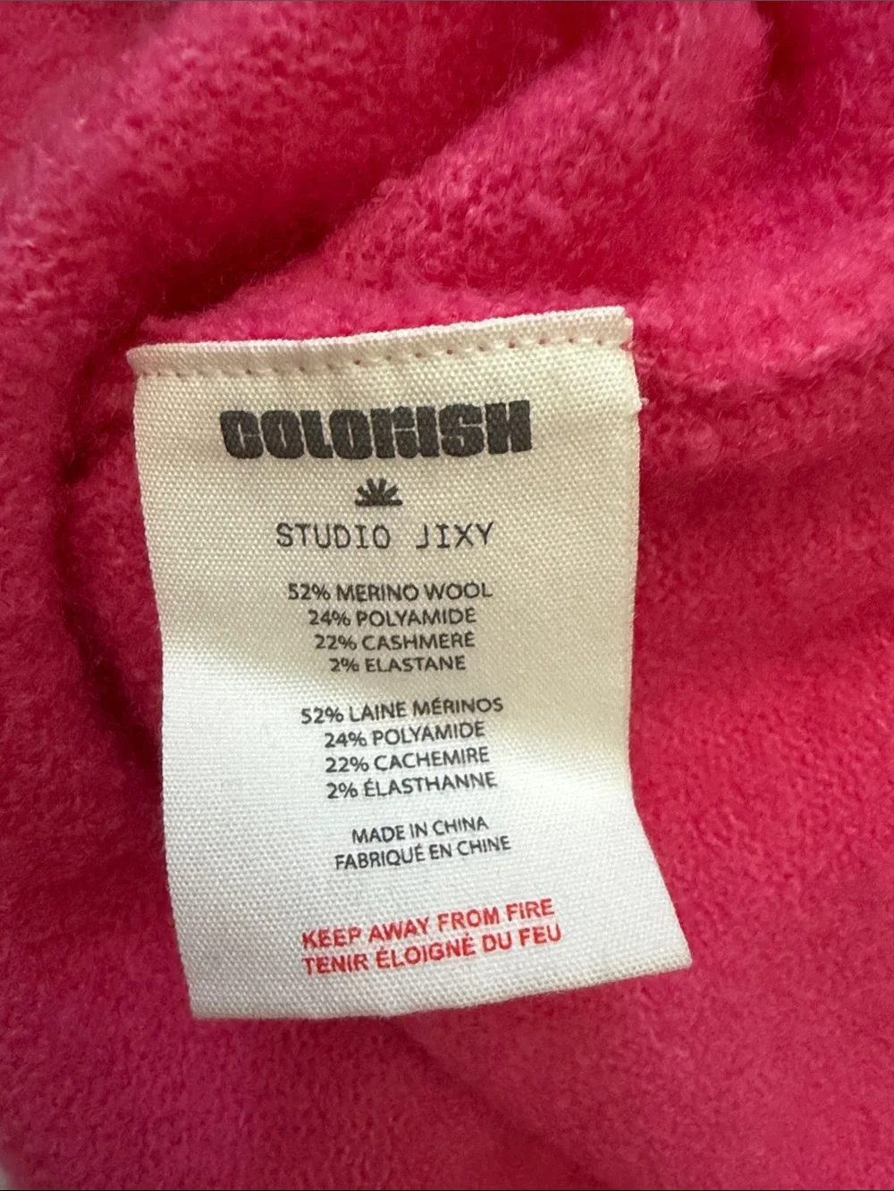 Colorush Amara Lobo Crewneck Cashmere Sweater in Pink
